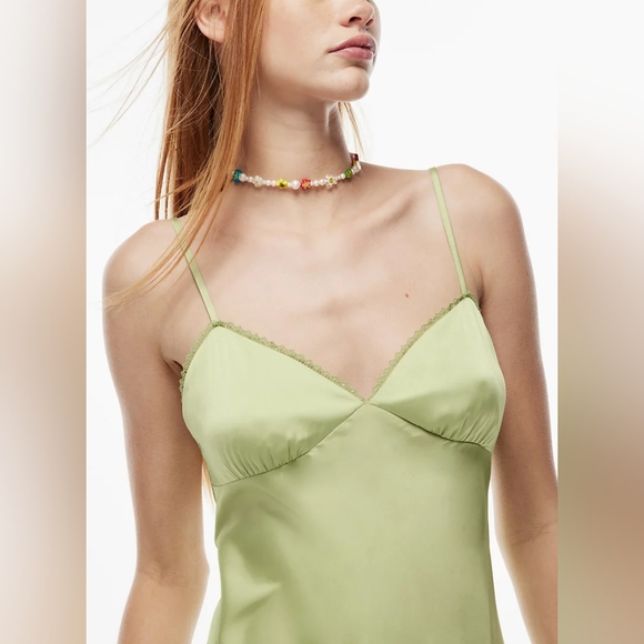 Sunday Best Rae V-neck slip dress - Picture 2 of 9